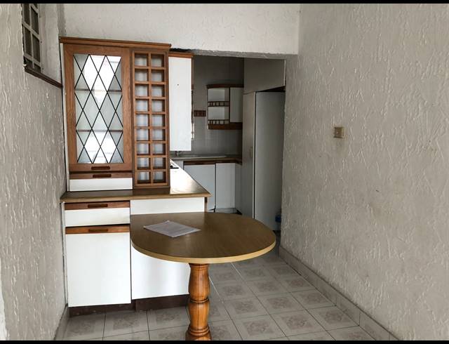 1.5 BEDROOM APARTMENT RENTED IN ESPLANADE